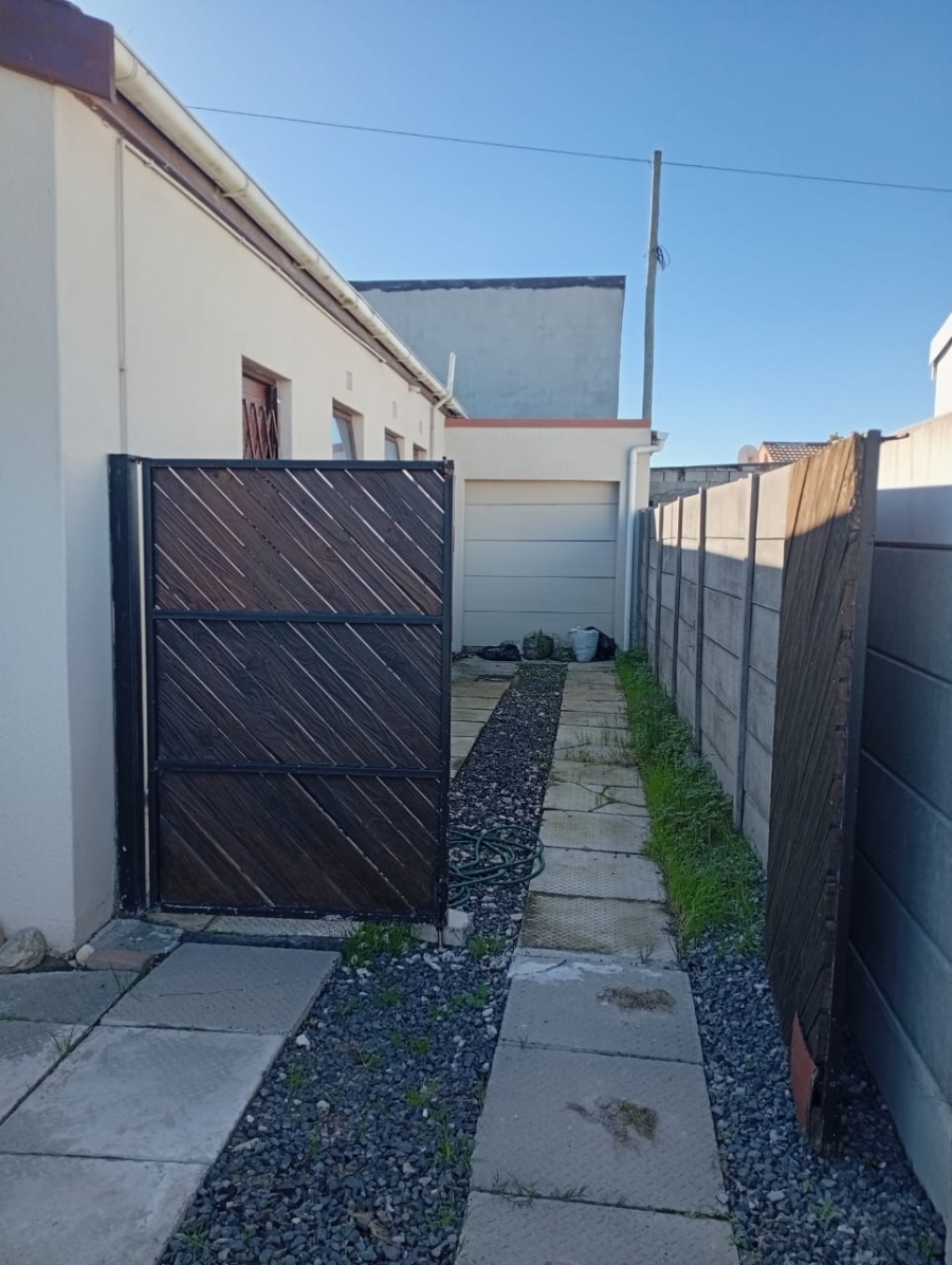4 Bedroom Property for Sale in Weltevreden Valley North Western Cape